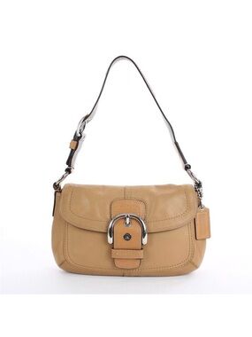 Coach Soho Leather Flap
Shoulder Bag Camel Buckle
Strap Vintage Y2K